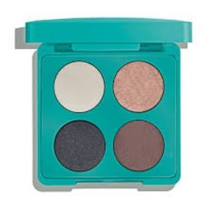 Thrive causemetics eyeshadow palette